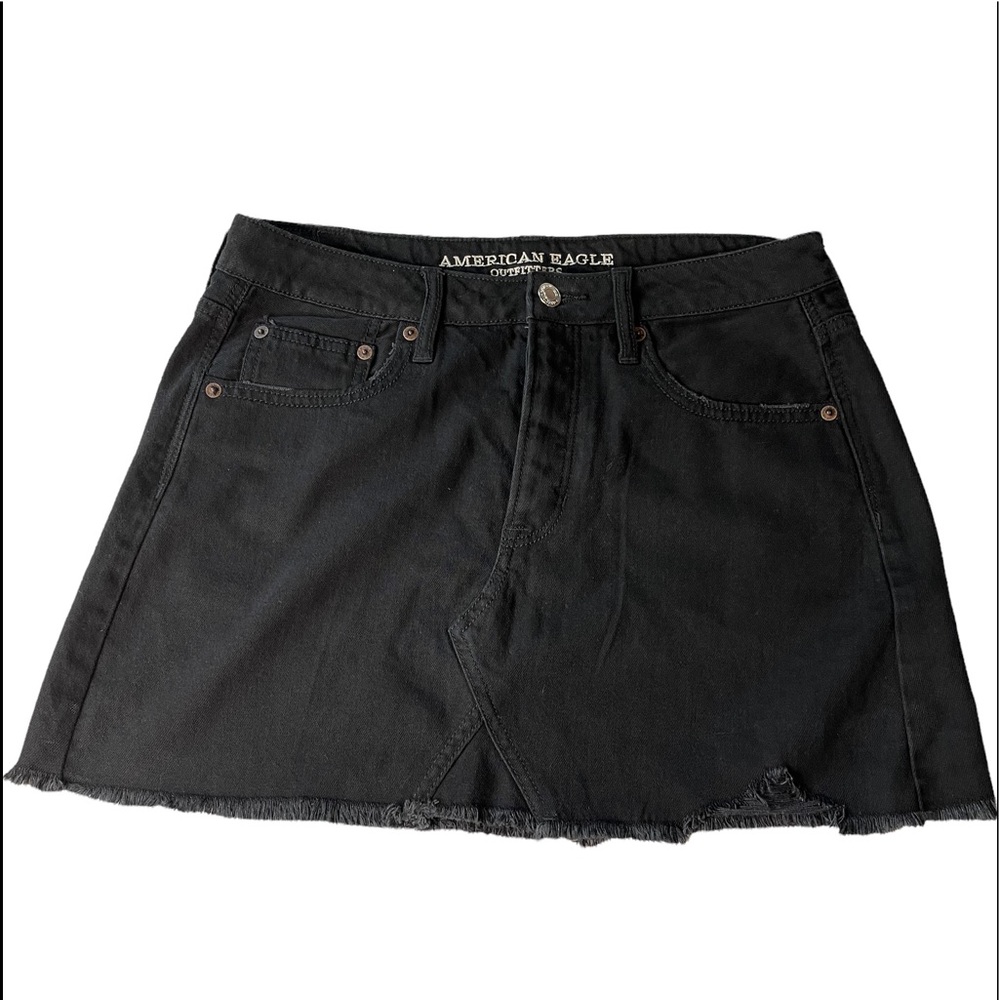 American Eagle Black Denim Mini Skirt Button Fly Raw‎ Frayed Hem Women’s Size 8